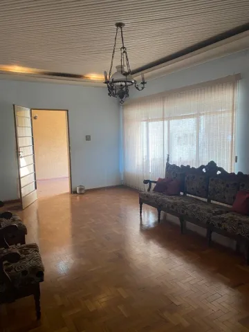 Alugar Casa / Padrão em Ibaté. apenas R$ 3.150,00