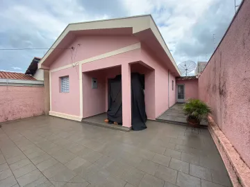 Alugar Casa / Padrão em São Carlos. apenas R$ 330.000,00