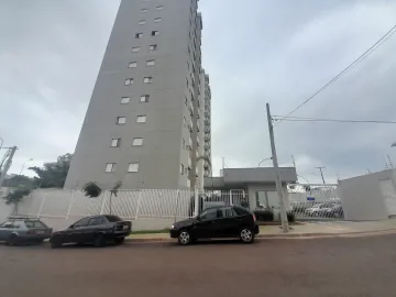 Alugar Apartamento / Padrão em São Carlos. apenas R$ 1.223,00