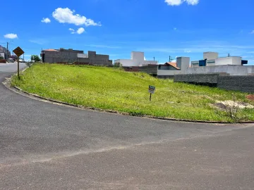 Alugar Terreno / Padrão em São Carlos. apenas R$ 210.000,00