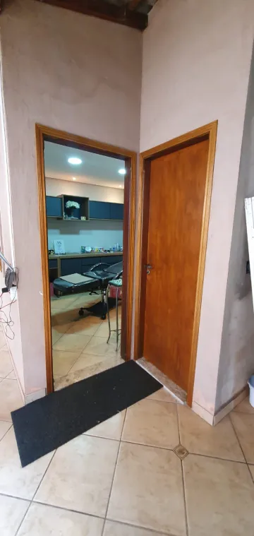 Alugar Casa / Padrão em São Carlos. apenas R$ 420.000,00