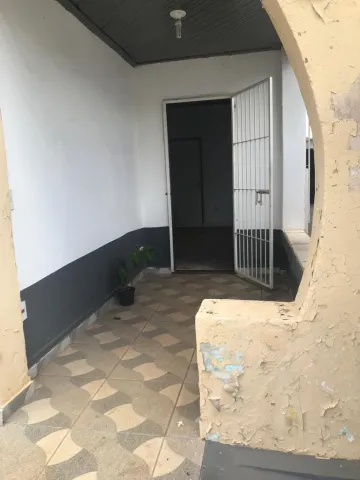 Alugar Casa / Padrão em São Carlos. apenas R$ 650.000,00