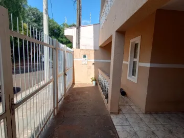 Alugar Casa / Padrão em São Carlos. apenas R$ 340.000,00