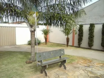 Alugar Casa / Área de Lazer em Araraquara. apenas R$ 300.000,00