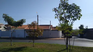Alugar Casa / Padrão em Américo Brasiliense. apenas R$ 375.000,00