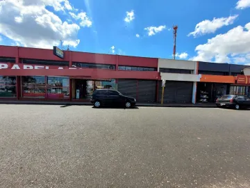 Alugar Comercial / Salão em Araraquara. apenas R$ 2.800,00