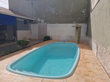 Alugar Casa / Padrão em Araraquara. apenas R$ 2.200,00
