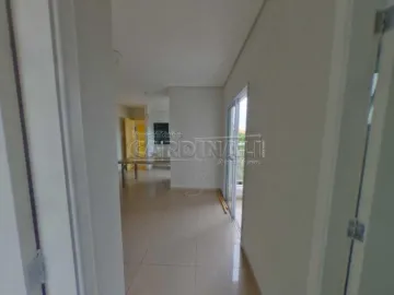 Alugar Apartamento / Padrão em São Carlos. apenas R$ 340.000,00