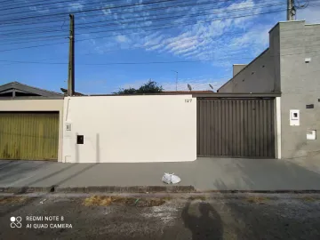 Alugar Casa / Padrão em Araraquara. apenas R$ 1.100,00
