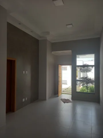 Alugar Casa / Padrão em São Carlos. apenas R$ 419.000,00