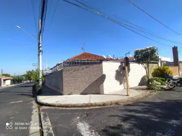 Alugar Casa / Padrão em Araraquara. apenas R$ 380.000,00