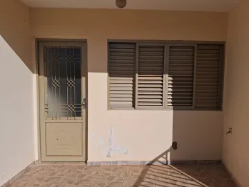 Alugar Apartamento / Apartamento sem condomínio em Araraquara. apenas R$ 1.000,00