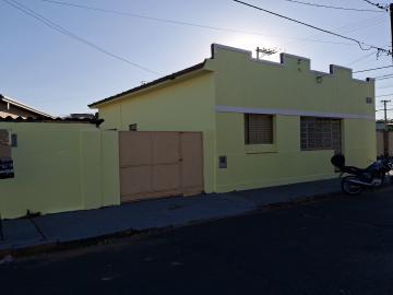 Alugar Casa / Padrão em Araraquara. apenas R$ 427.000,00