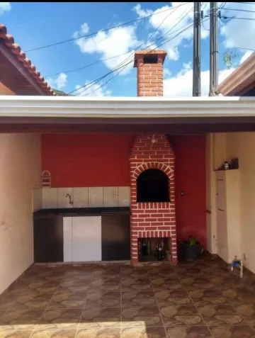 Alugar Casa / Padrão em São Carlos. apenas R$ 372.000,00