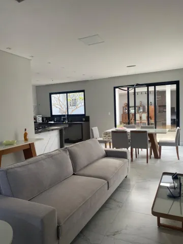 Alugar Casa / Sobrado em Ibaté. apenas R$ 950.000,00