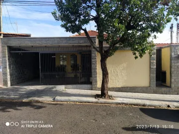 Alugar Casa / Padrão em Araraquara. apenas R$ 360.000,00