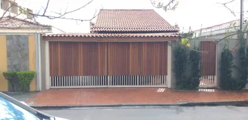 Venda de Casa - Padrão no bairro Jardim Lutfalla em São Carlos/SP