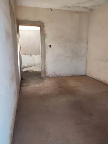Casa para locação no centro de Ibaté