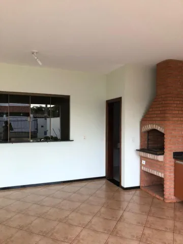 Alugar Casa / Padrão em São Carlos. apenas R$ 930.000,00