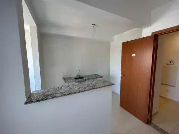 Alugar Apartamento / Padrão em Araraquara. apenas R$ 230.000,00