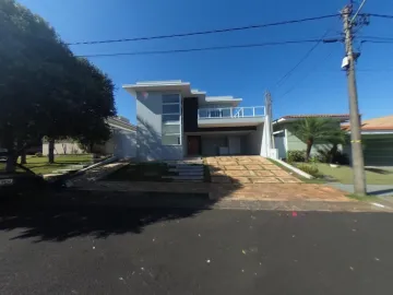 Alugar Casa / Condomínio em São Carlos. apenas R$ 10.000,00