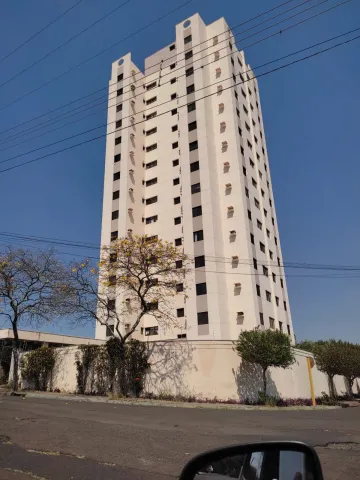 Alugar Apartamento / Padrão em Araraquara. apenas R$ 300.000,00