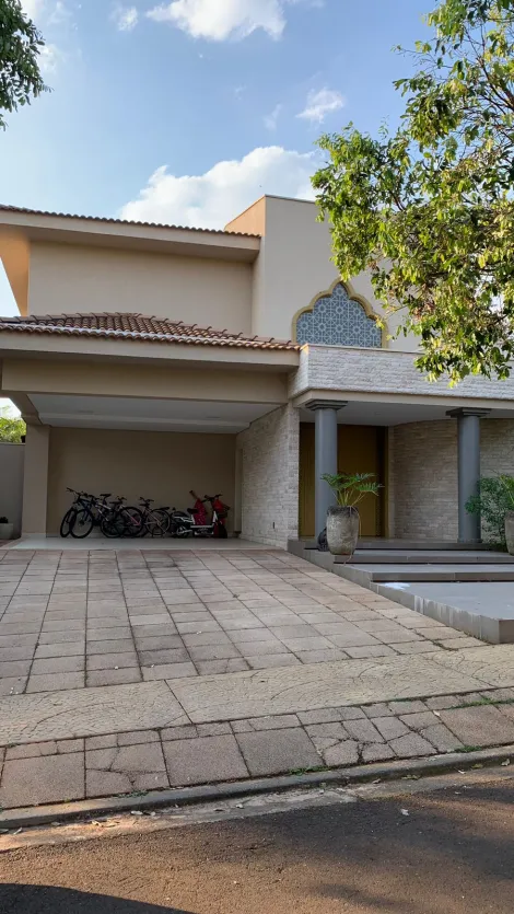 Alugar Casa / Condomínio em Araraquara. apenas R$ 15.000,00