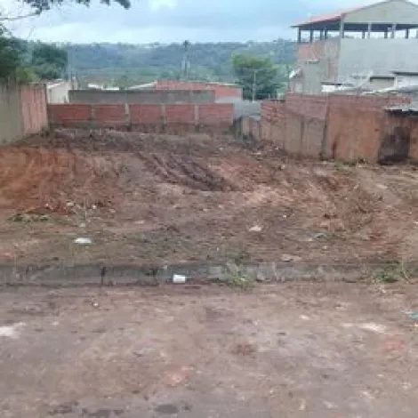 Alugar Terreno / Padrão em São Carlos. apenas R$ 110.000,00