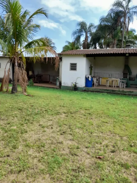 Alugar Rural / Chácara com Condomínio em São Carlos. apenas R$ 600.000,00