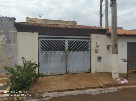 Alugar Casa / Padrão em Araraquara. apenas R$ 750,00