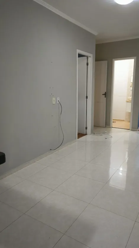 casa de dois dormitórios sendo um suíte no condomínio Moradas II