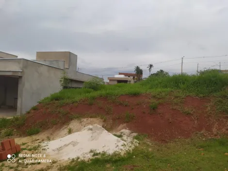 Alugar Terreno / Condomínio em Araraquara. apenas R$ 130.000,00