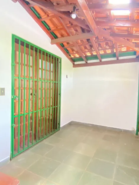 imagem 1 - casa de três dormitórios sendo um suíte. imagem 1 - casa de três dormitórios sendo um suíte.