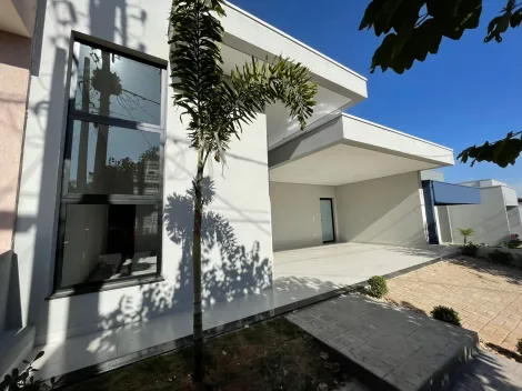 Alugar Casa / Condomínio em Araraquara. apenas R$ 790.000,00