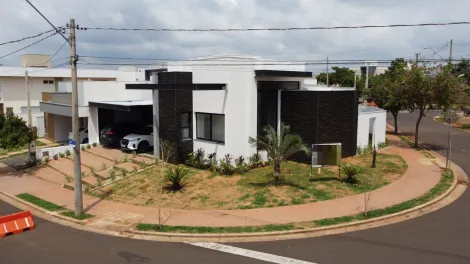 Alugar Casa / Condomínio em Araraquara. apenas R$ 1.600.000,00