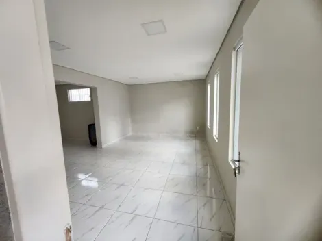 LINDA CASA RESIDENCIAL E COMERCIAL PARA VENDA E LOCAÇAO PROXIMO AO CAMPINAS SHOPPING.