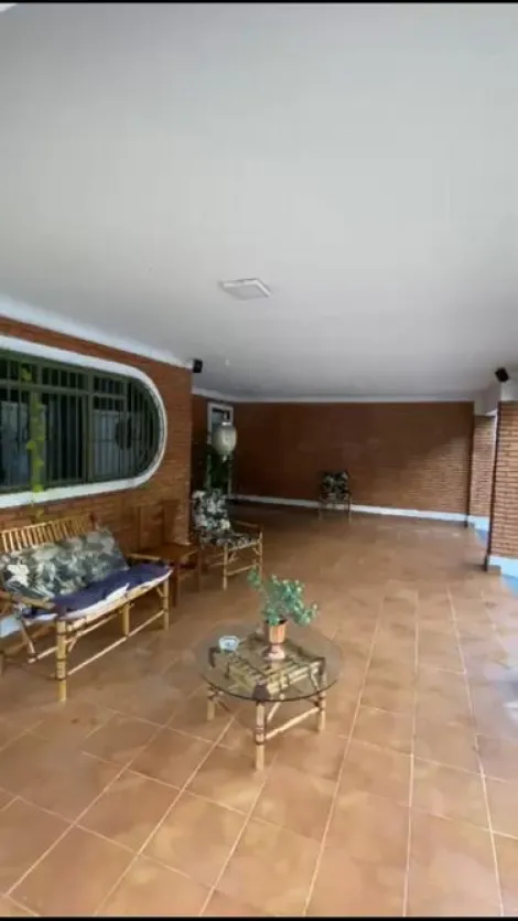 Alugar Casa / Padrão em Araraquara. apenas R$ 510.000,00