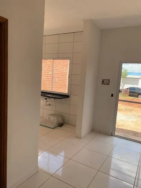 Alugar Casa / Padrão em Araraquara. apenas R$ 190.000,00