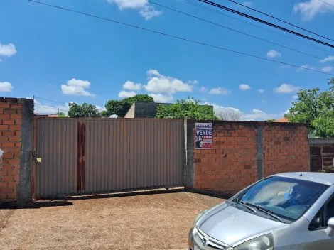 Alugar Terreno / Padrão em Araraquara. apenas R$ 180.000,00