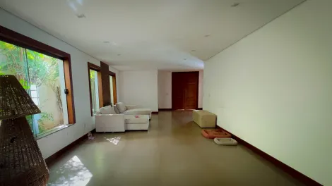 Alugar Casa / Condomínio em São Carlos. apenas R$ 2.107.000,00