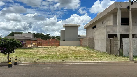 Alugar Terreno / Condomínio em São Carlos. apenas R$ 500.000,00