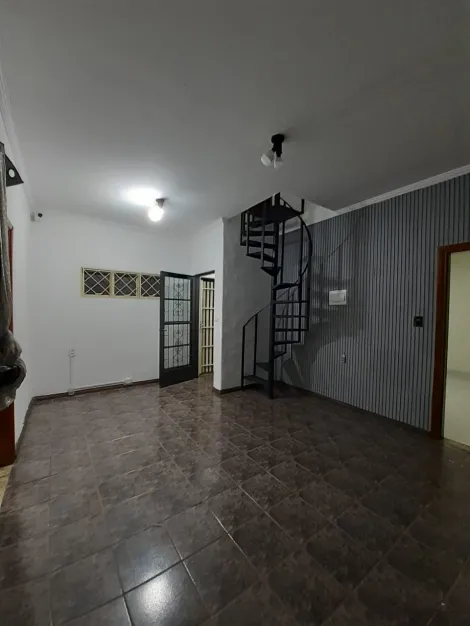 Alugar Casa / Padrão em São Carlos. apenas R$ 370.000,00