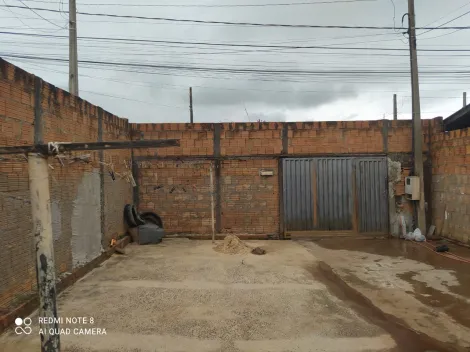 Alugar Casa / Padrão em Araraquara. apenas R$ 160.000,00