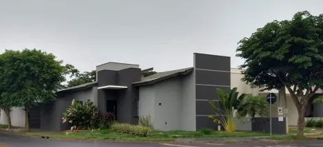 Alugar Casa / Condomínio em Araraquara. apenas R$ 560.000,00