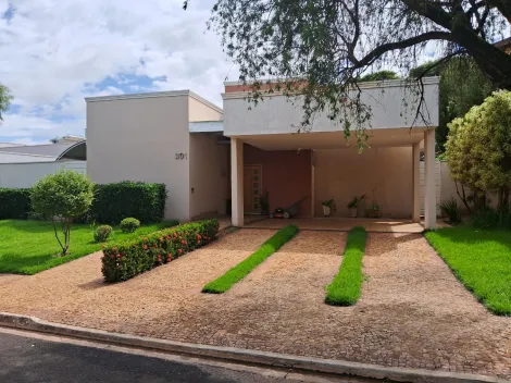 Alugar Casa / Condomínio em Araraquara. apenas R$ 1.335.000,00