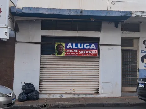 Alugar Comercial / Salão em Araraquara. apenas R$ 1.112,00
