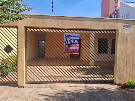 Alugar Casa / Padrão em Araraquara. apenas R$ 550.000,00