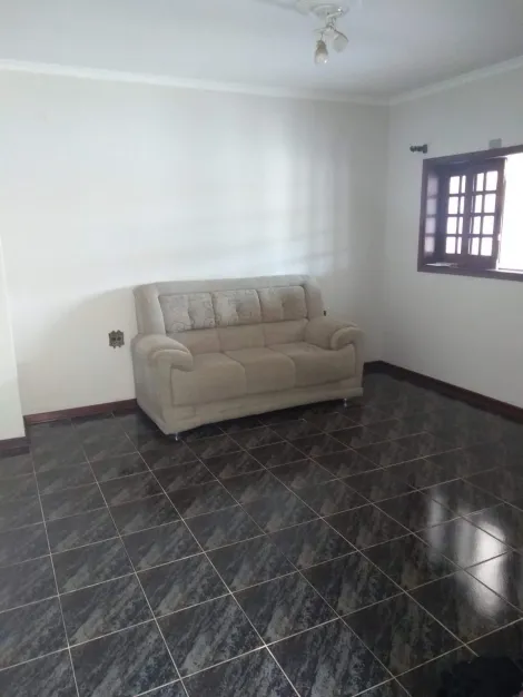 Alugar Casa / Sobrado em São Carlos. apenas R$ 680.000,00