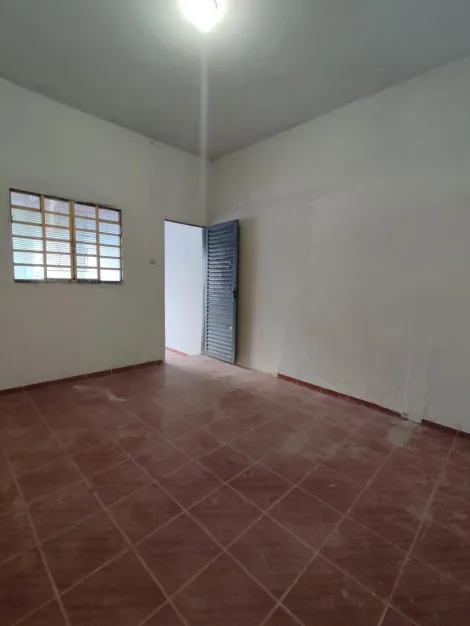 Aluguel de Casa no Jardim Nossa Senhora Aparecida (Icaraí) por R$778,00 - 3 Cômodos e Garagem Inclusa!