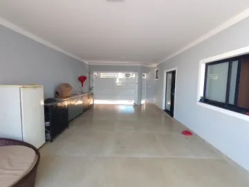 Alugar Casa / Padrão em São Carlos. apenas R$ 950.000,00